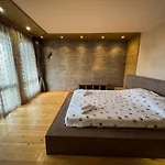 Casa Raya