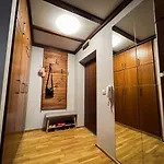 Casa Raya Apartment *