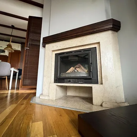 Casa Raya Apartment Warna