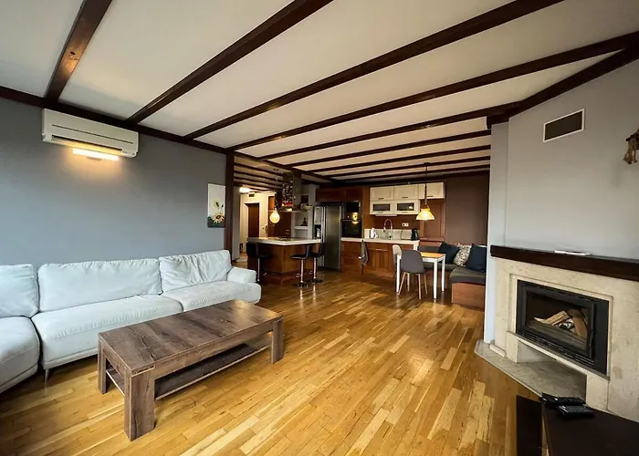 Casa Raya Apartment *